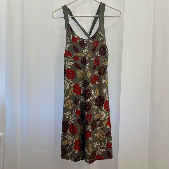 Patagonia Dresses & Skirts - Patagonia floral athletic summer dress